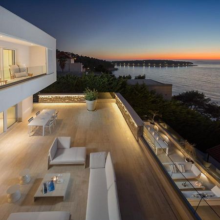 Luxury Seafront Villa Primosten Glamour With Private Pool, Sauna And Gym At The Beach In Primošten Εξωτερικό φωτογραφία
