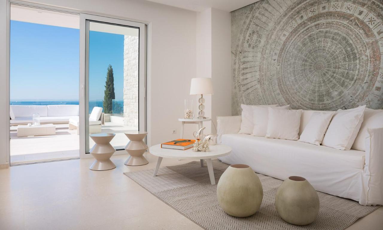 Luxury Seafront Villa Primosten Glamour With Private Pool, Sauna And Gym At The Beach In Primošten Εξωτερικό φωτογραφία