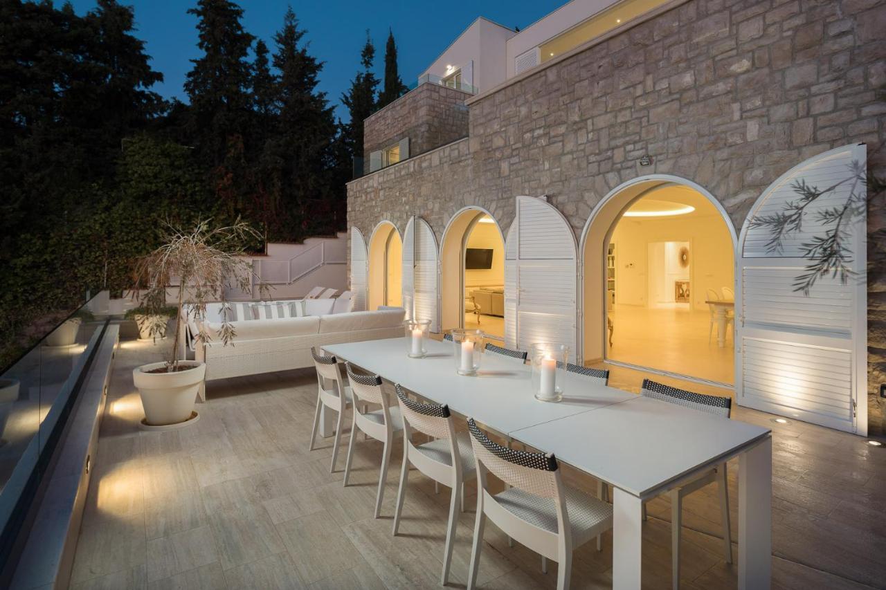 Luxury Seafront Villa Primosten Glamour With Private Pool, Sauna And Gym At The Beach In Primošten Εξωτερικό φωτογραφία